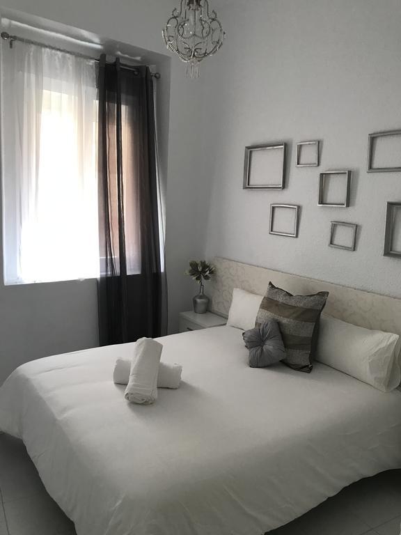 Bromham Apartment セビリア エクステリア 写真